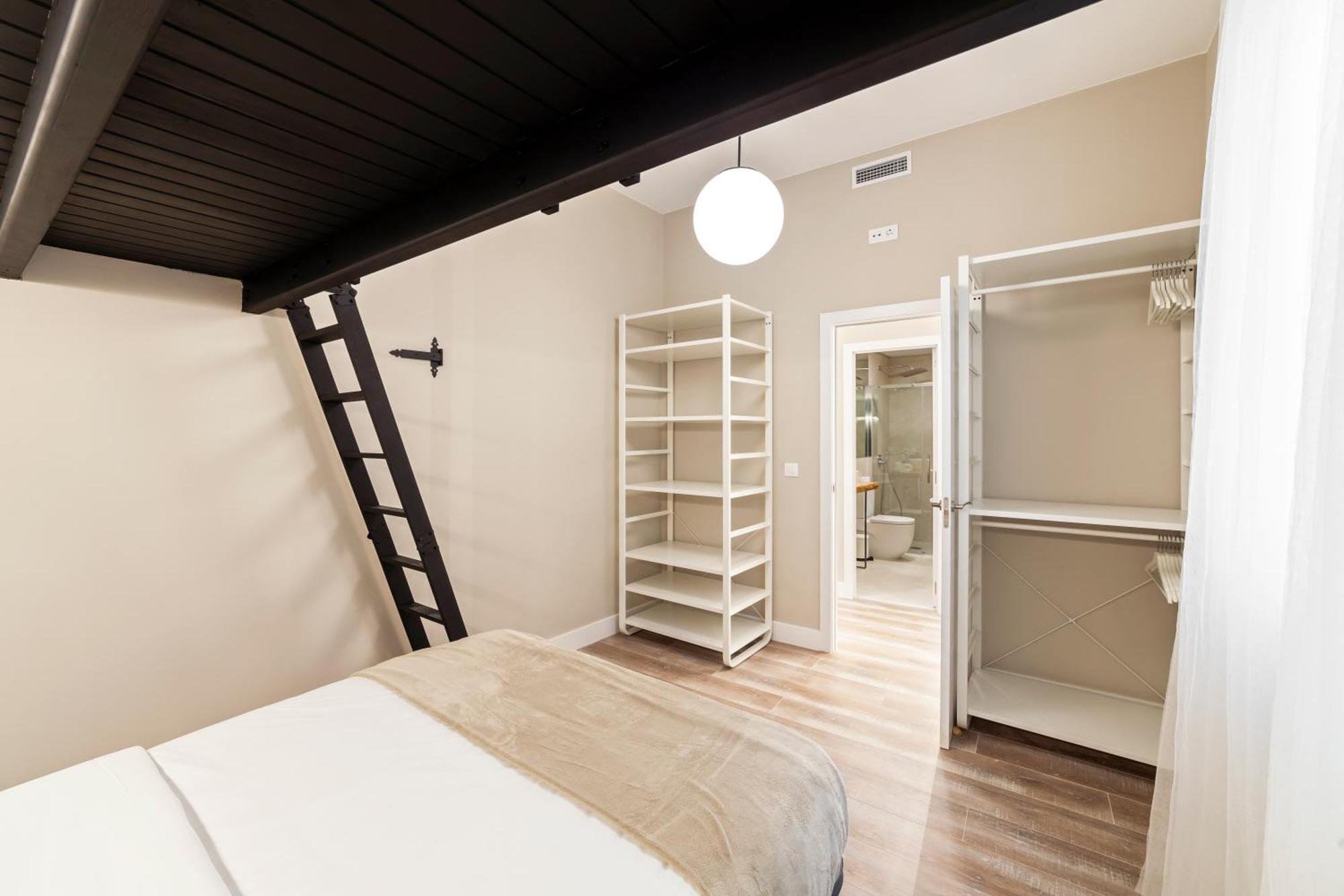 Spacious 3 Bedroom In Centro Apartamento