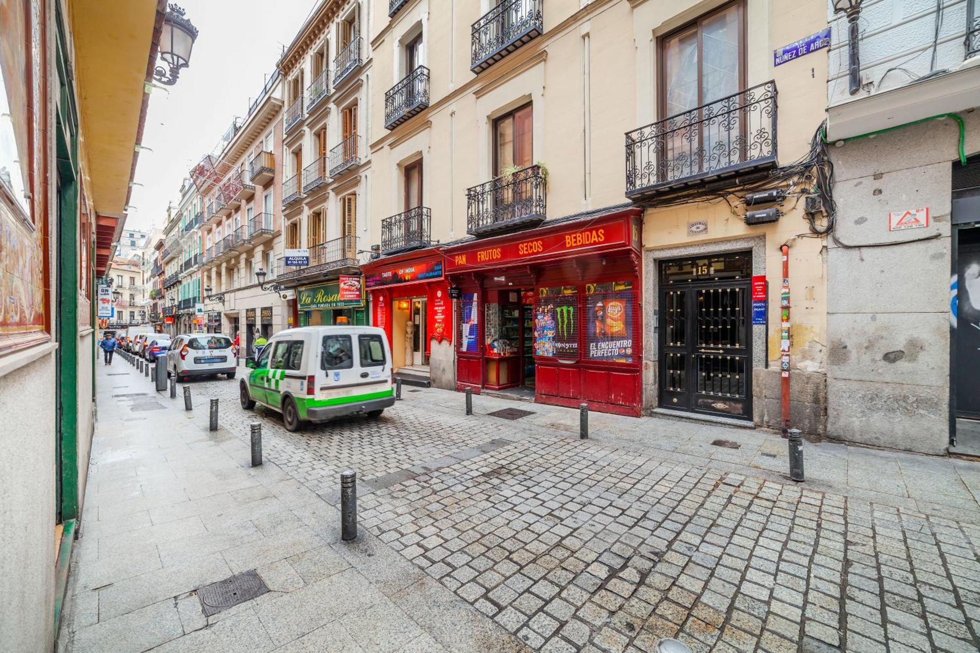 Spacious 3 Bedroom In Centro Apartamento Madrid