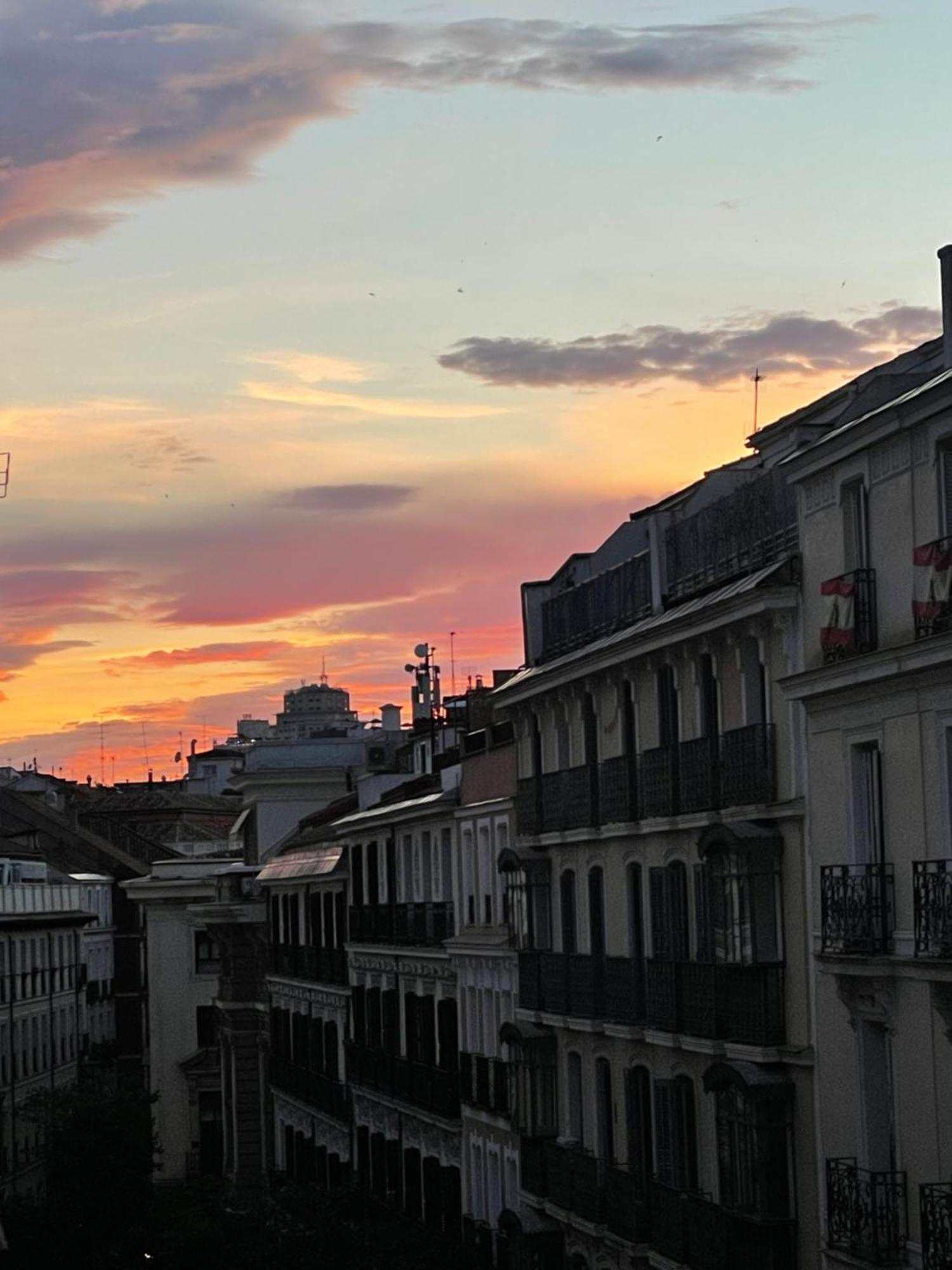 The Secret Palace * Madrid