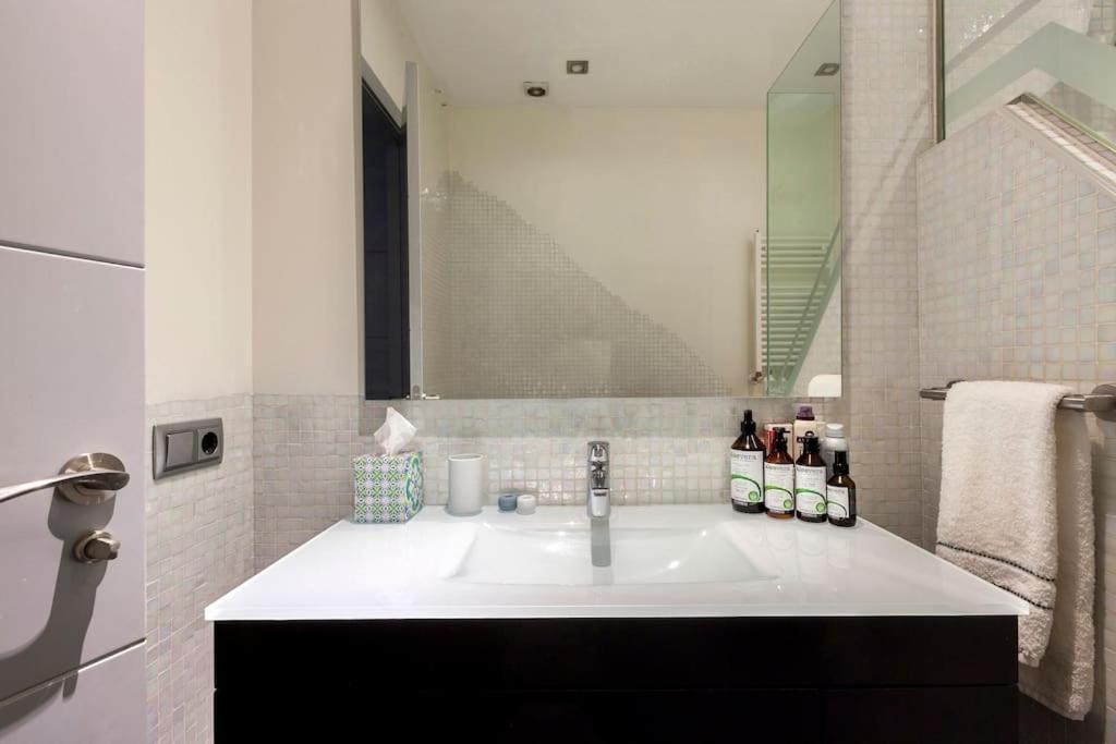 Downtown - Gran Via - Business Ready Apartamento Madrid