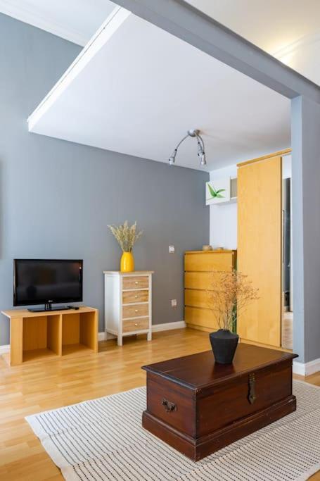 Appartement Beautiful In Malasana For 3 Pax - Ferrer Madrid
