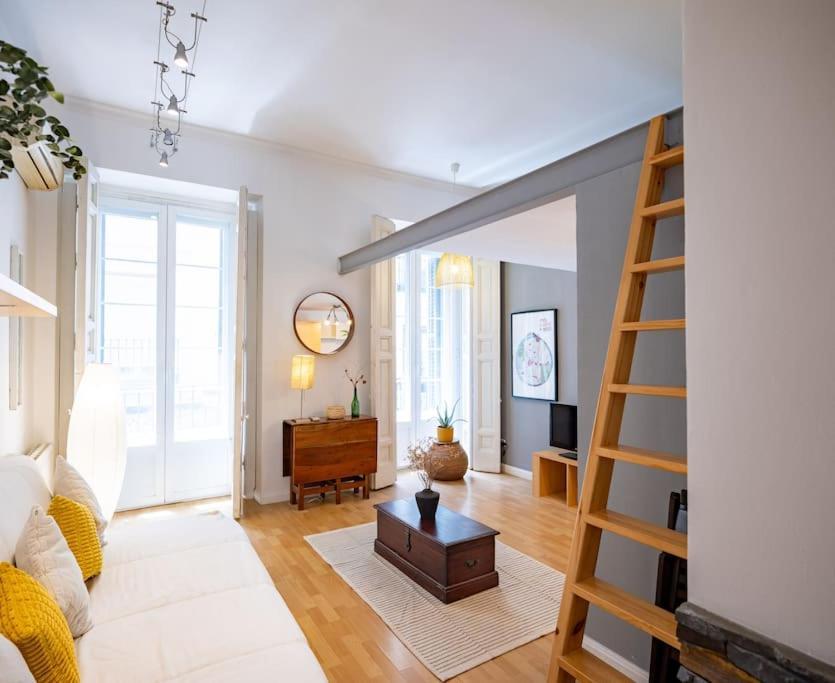 Appartement Beautiful In Malasana For 3 Pax - Ferrer *