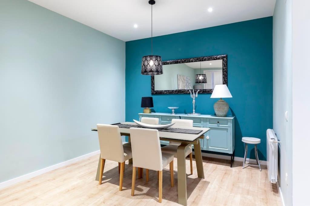 Tasteful Centre Rios Rosas - Business Ready Apartamento