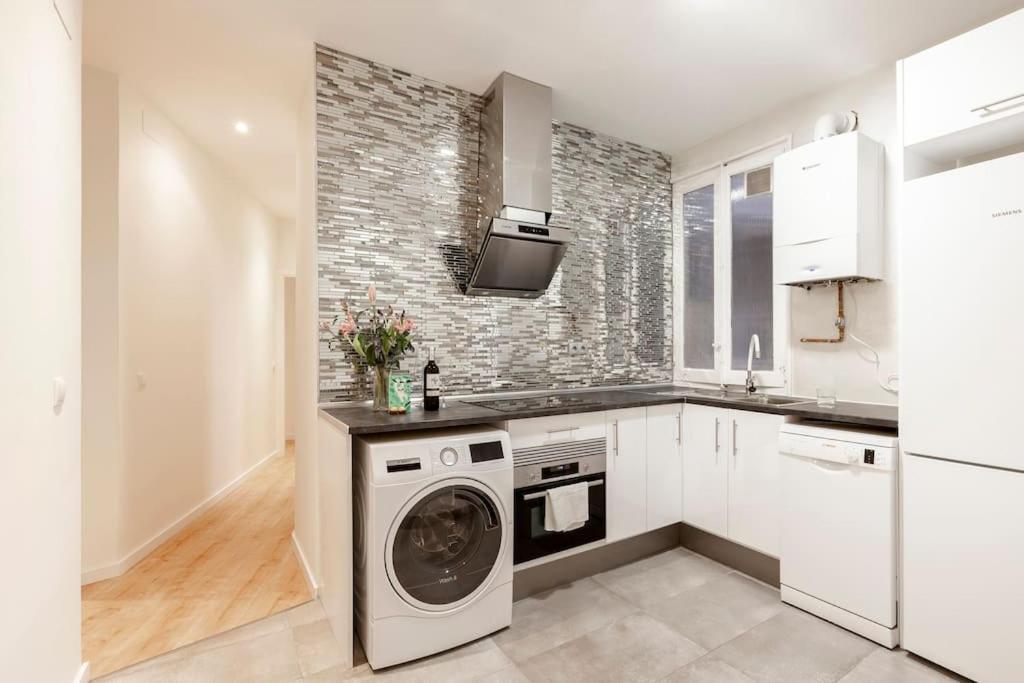 Tasteful Centre Rios Rosas - Business Ready Apartamento *