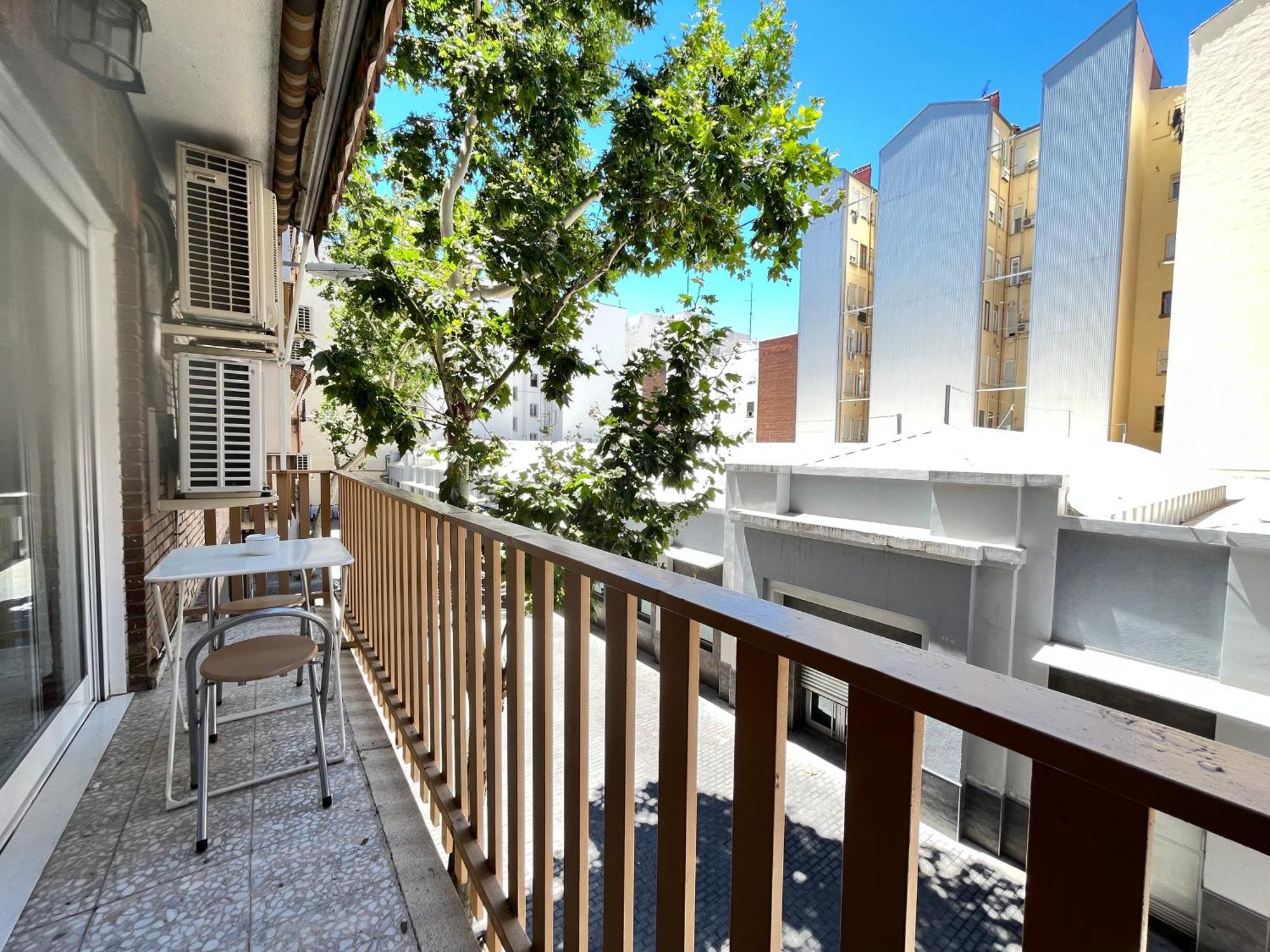 Exclusivo Terraza Tortosa Temporal Apartment Madrid