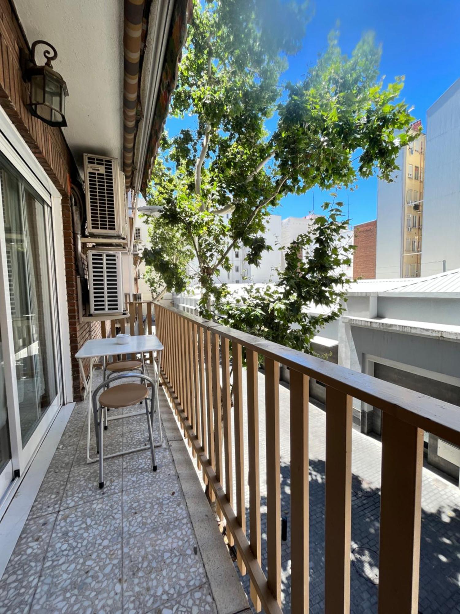 Exclusivo Terraza Tortosa Temporal Apartment