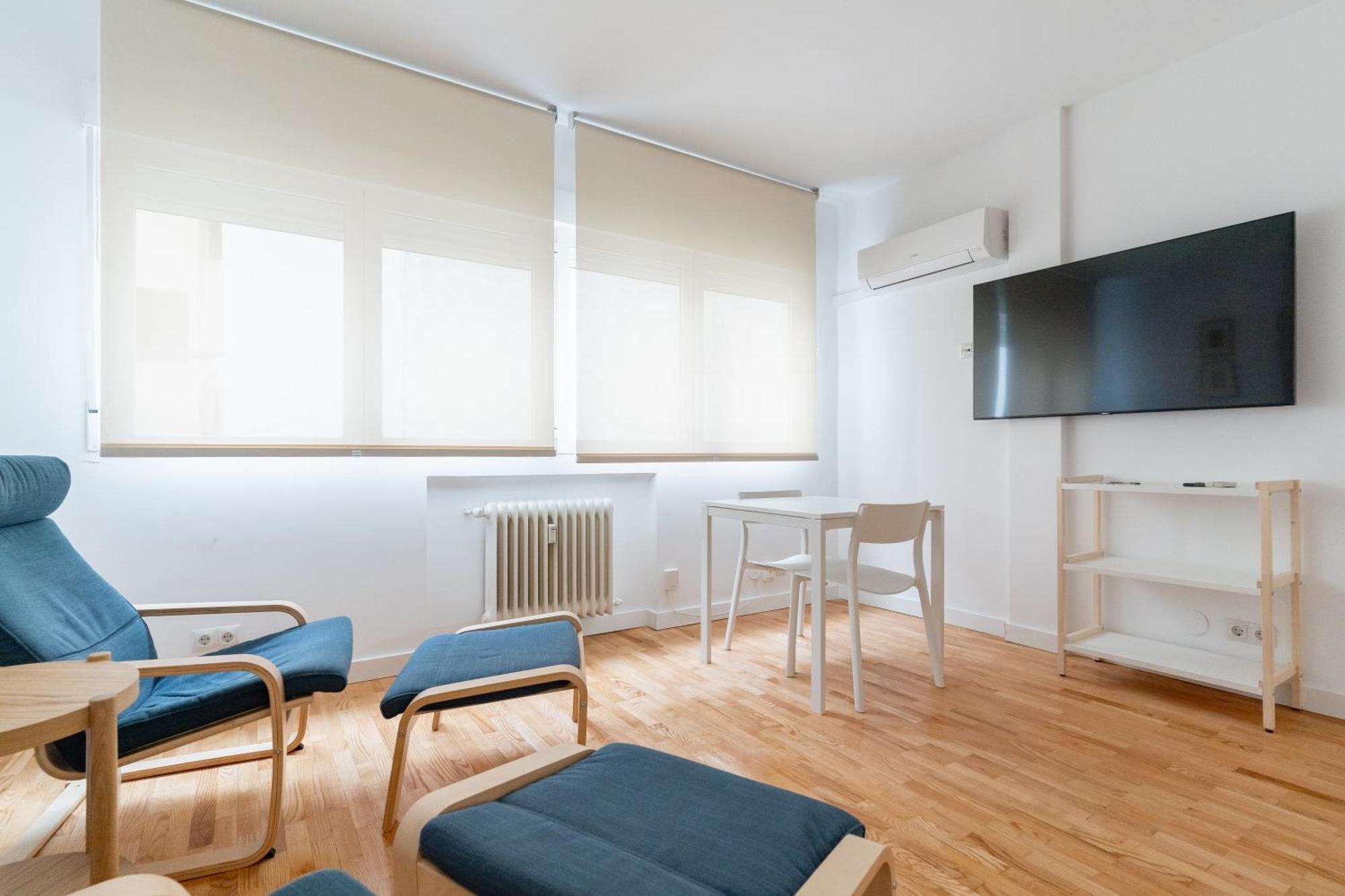 Cozy And Bright-1bedroom 1bathroom-las Letras Apartment
