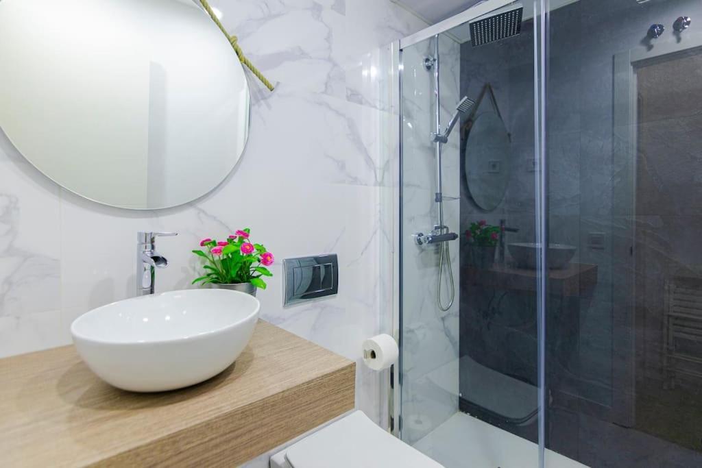 Cerca De Plaza Tirso De Molina Apartamento