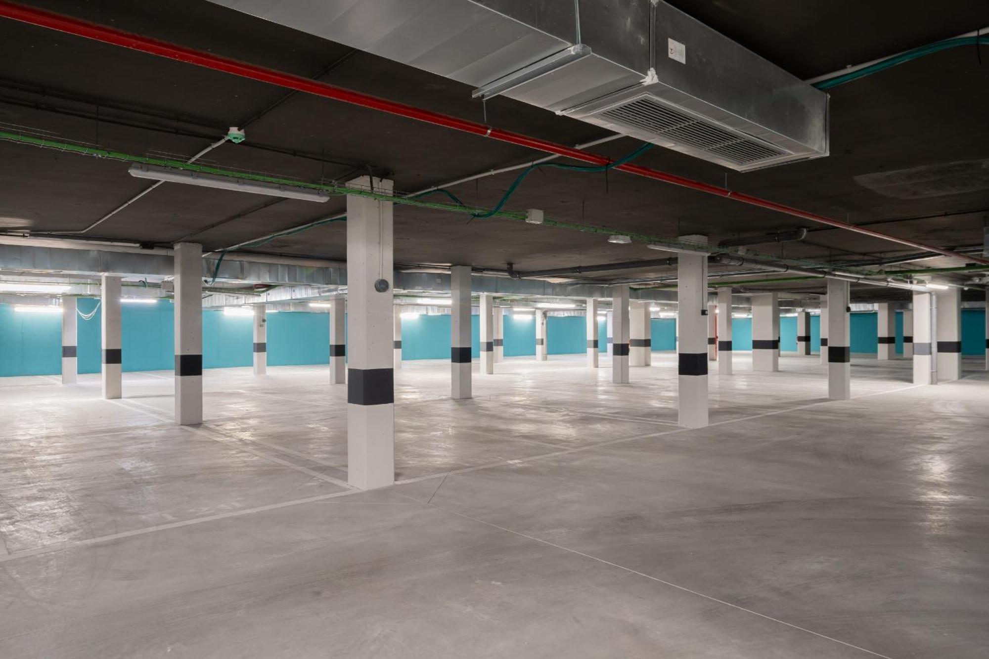 Loft Reformado Industrial Con Garaje * Madrid