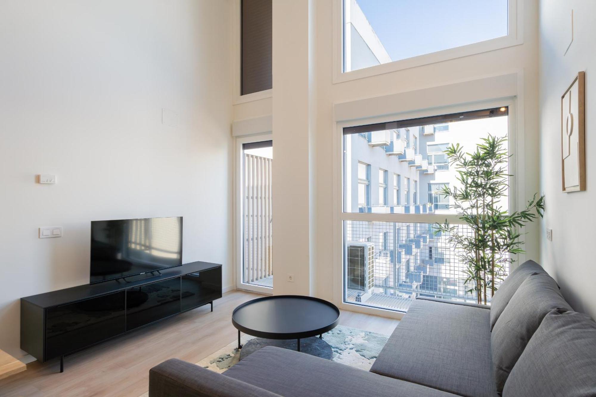 Loft Reformado Industrial Con Garaje Apartment *