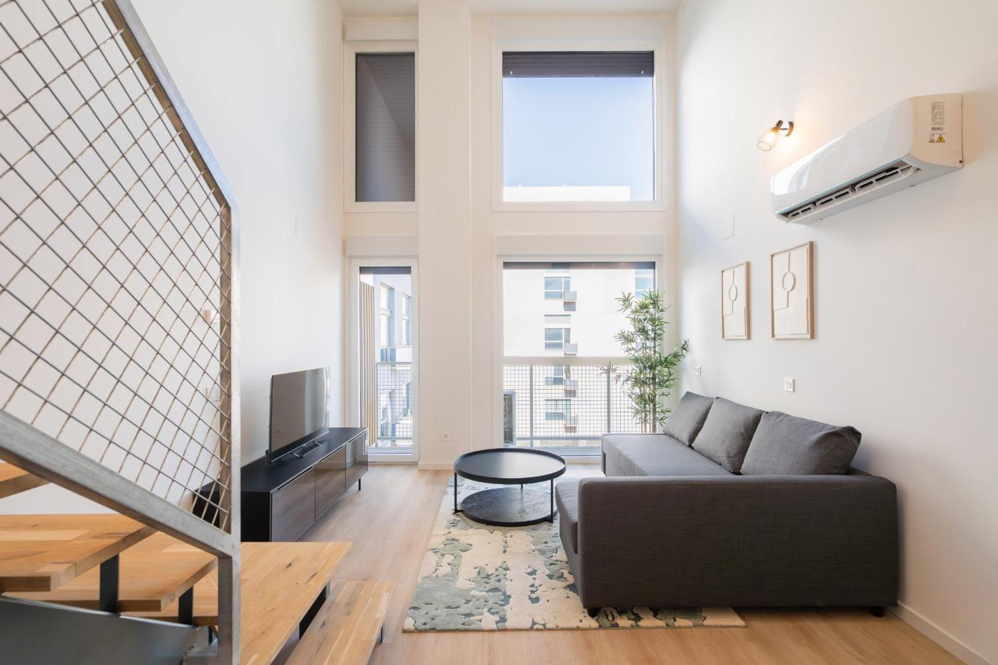 Apartment Loft Reformado Industrial Con Garaje Madrid