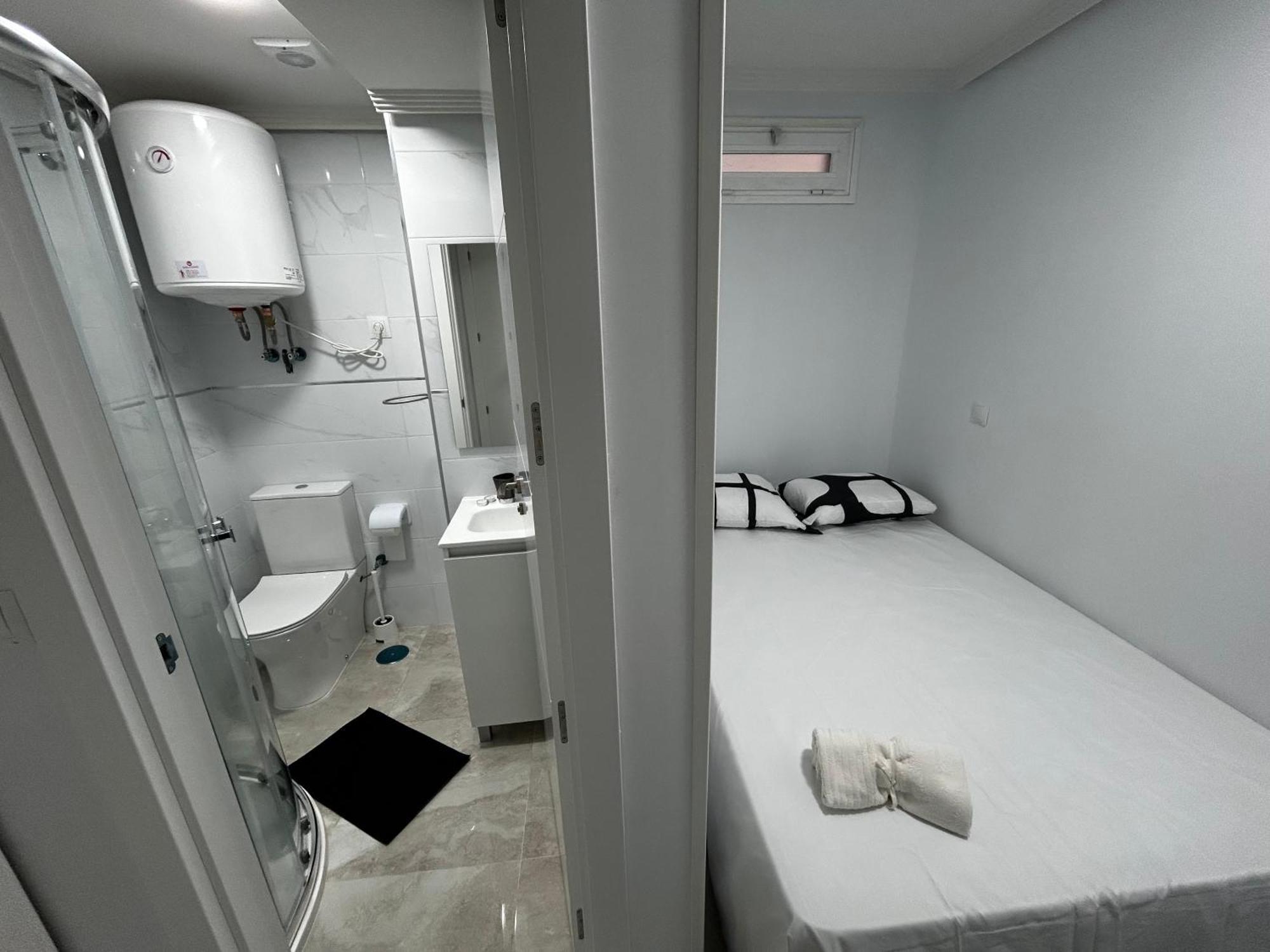 Bed and breakfast Doble Con Bano Privado En El Centro De *