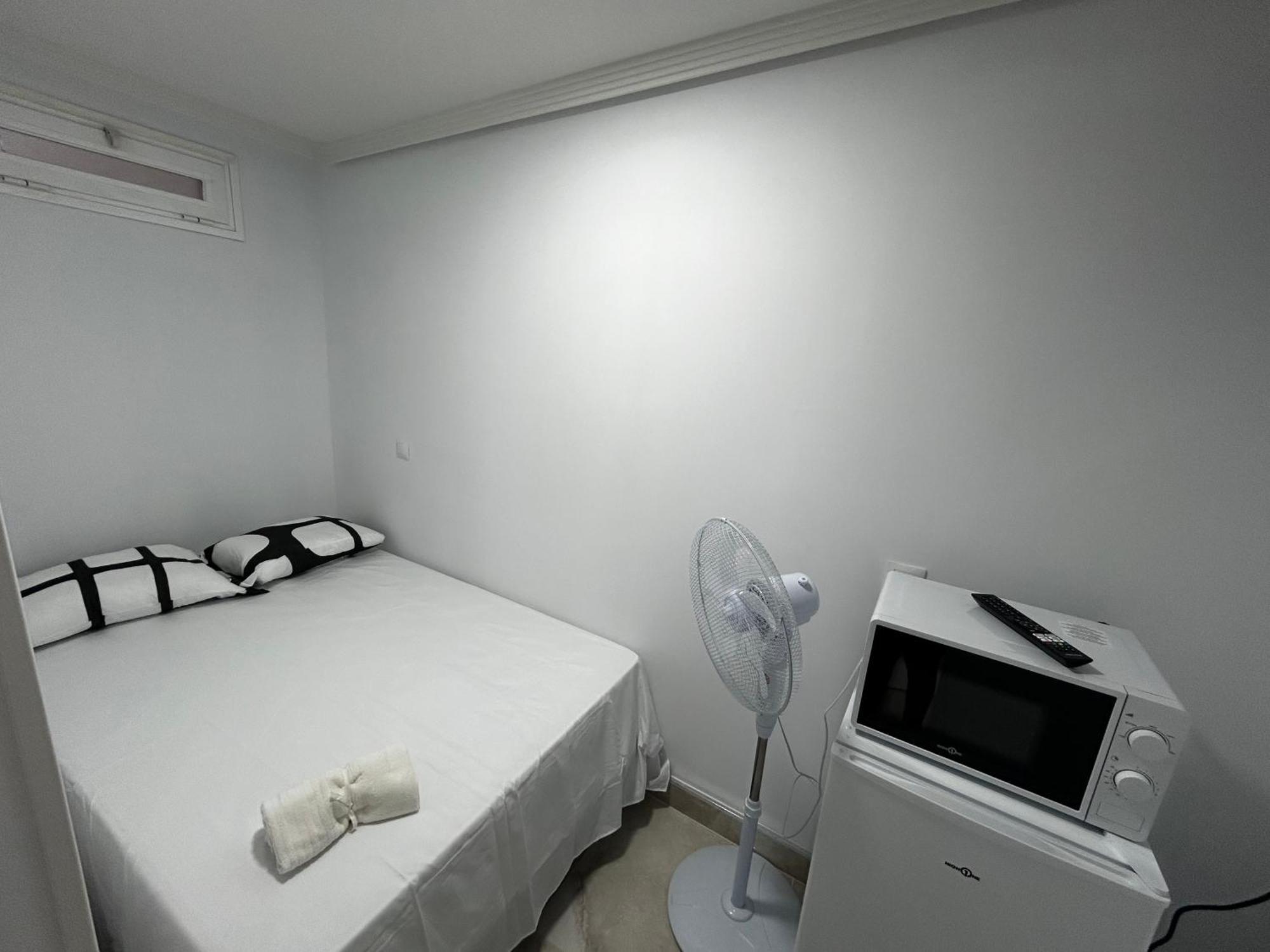 Bed and breakfast Doble Con Bano Privado En El Centro De Madrid