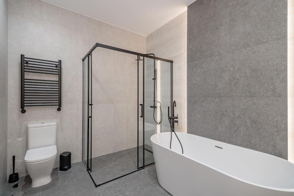 Centro Xv Calle Montera 3br 3bh