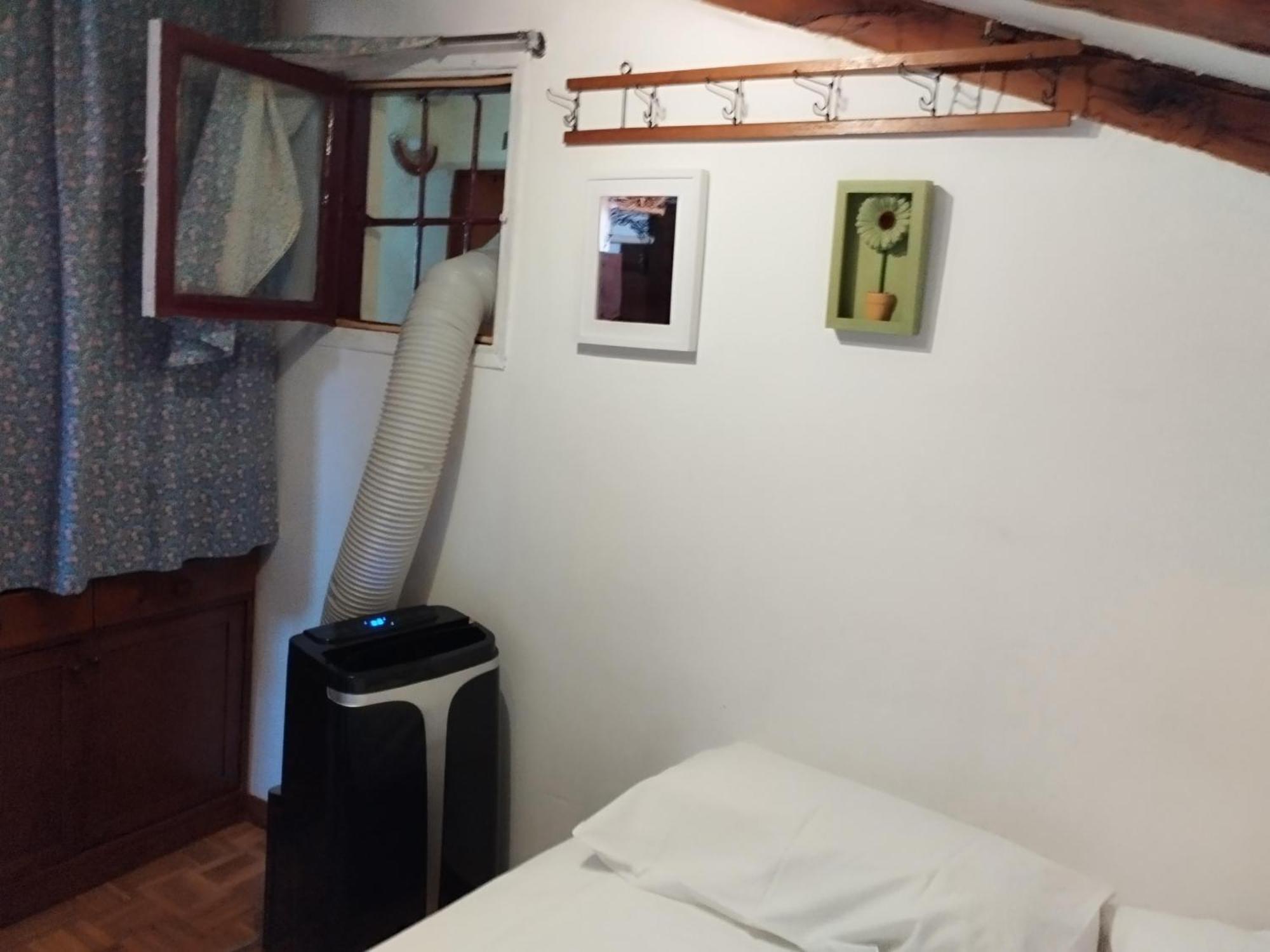 Appartamento Santa Ana, Buhardilla En La Latina Dos Madrid