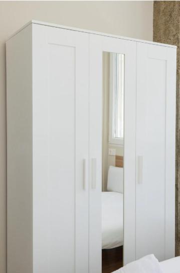 Contemporary 6bd For 12 Ventas * Madri