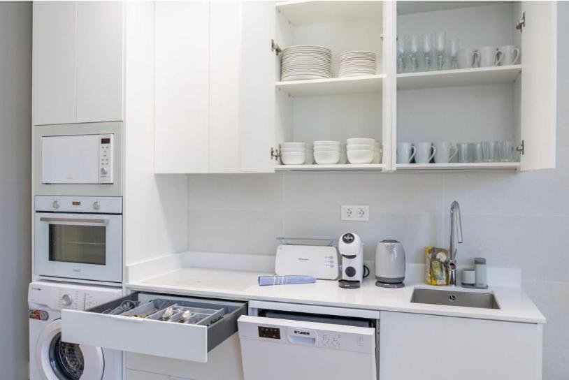Contemporary 6bd For 12 Ventas * Madri