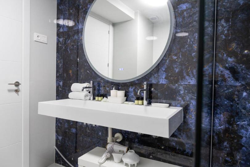 Contemporary 6bd For 12 Ventas Madri