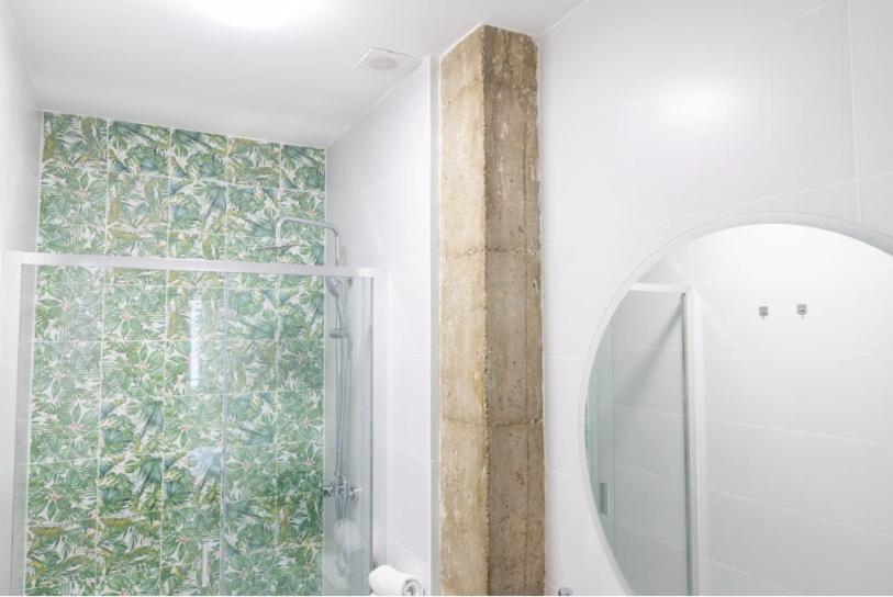 Contemporary 6bd For 12 Ventas * Madri