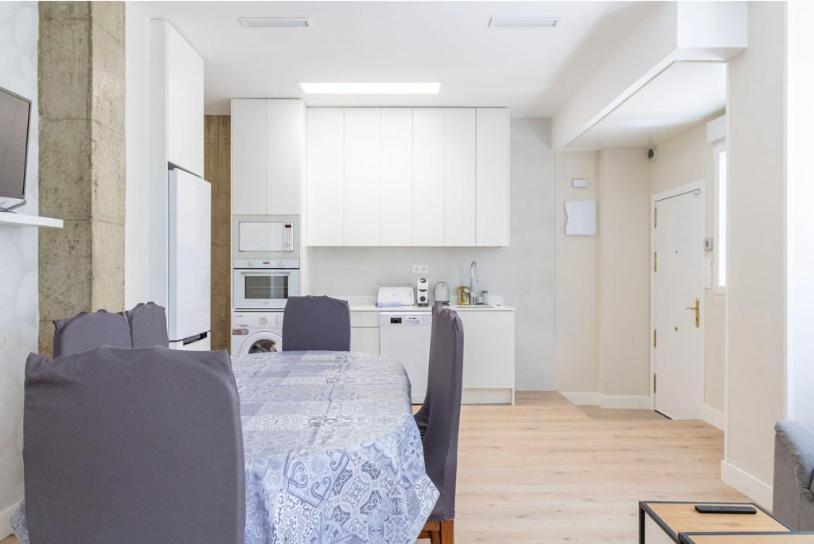 Contemporary 6bd For 12 Ventas Madri
