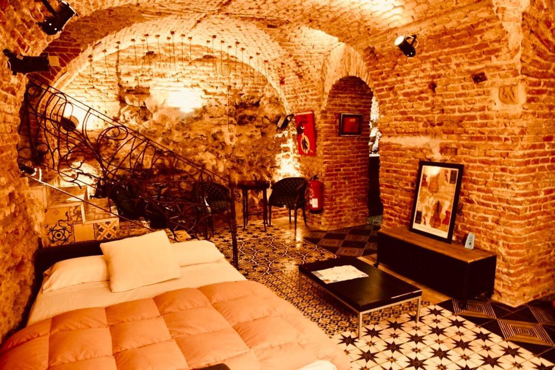 Espacio Unico Opera Apartment