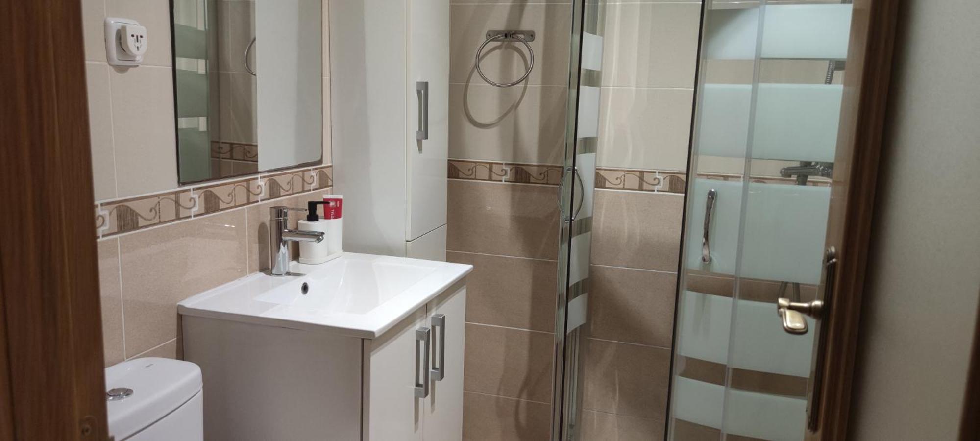 Habitacion Doble Con Bano Privado Casa de hóspedes Madri