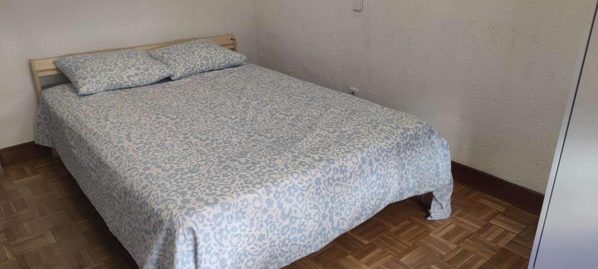 Casa de hóspedes Habitacion Doble Con Bano Privado Madri