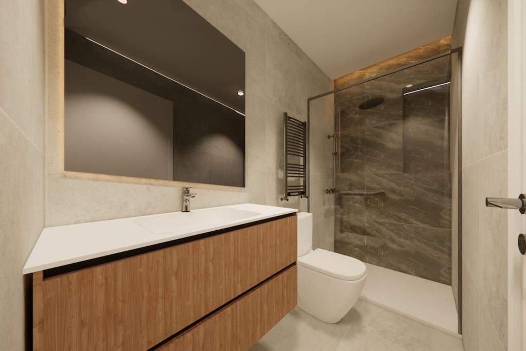 Apartamento Plaza Espana X Calle Isabel La Catolica 1br 1bh