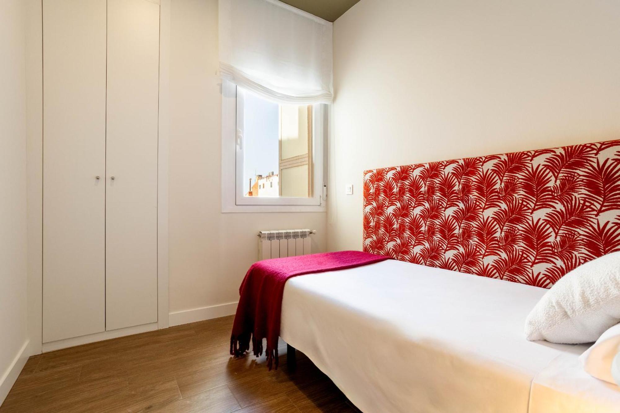 Mit House Nomad Latina Terrace En Apartamento Madrid