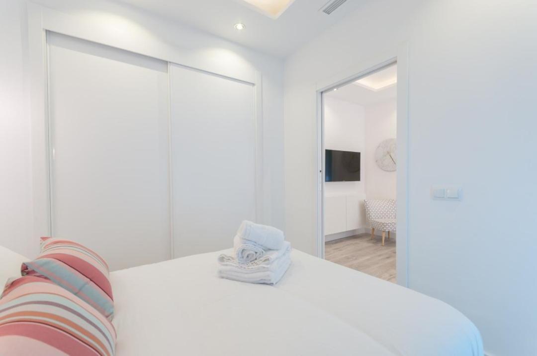 2 Bedrooms 1 Bathroom Furnished - Lavapies - Modern Stylish Apartment