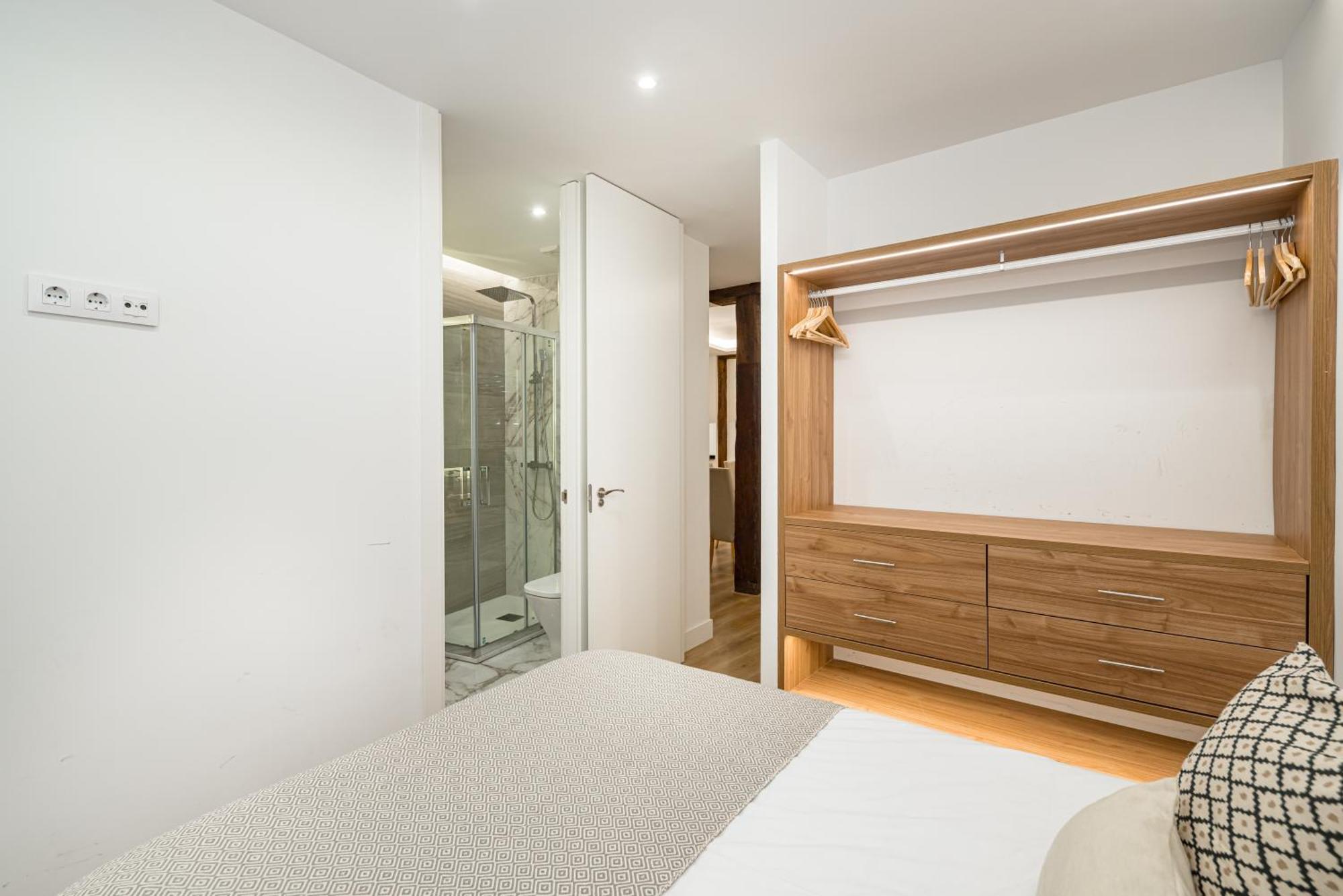 Chueca Viii Calle Hortaleza 3br 3bh Appartement