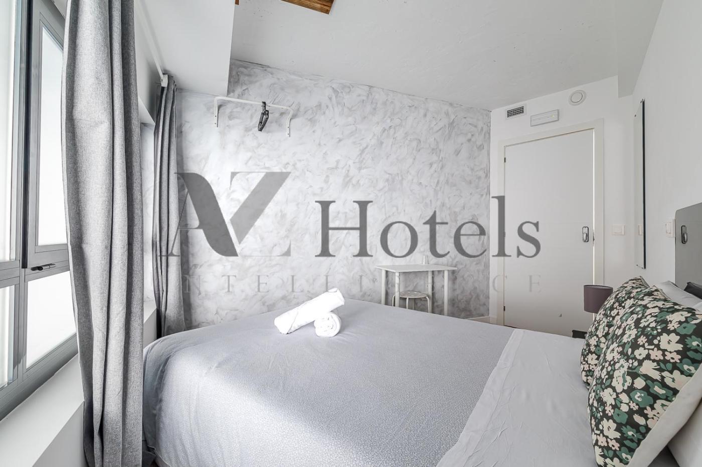 Hotel Ayz Princesa-auto Check-in Madrid