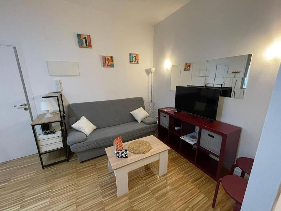 Estudio Barrio Malasana * Madri