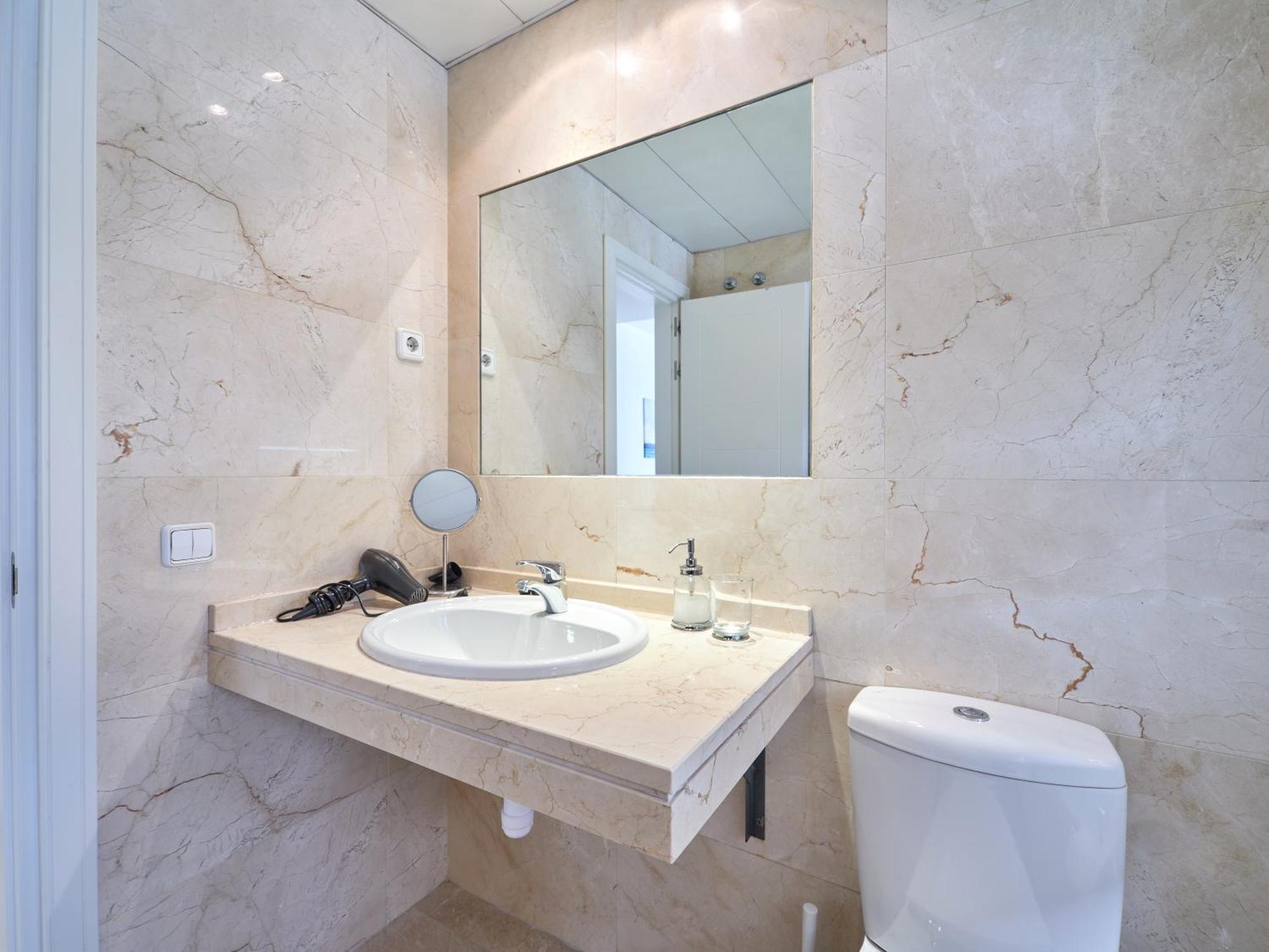 Apartamento My City - Estudio En Legazpi Con Terraza Y Piscina *