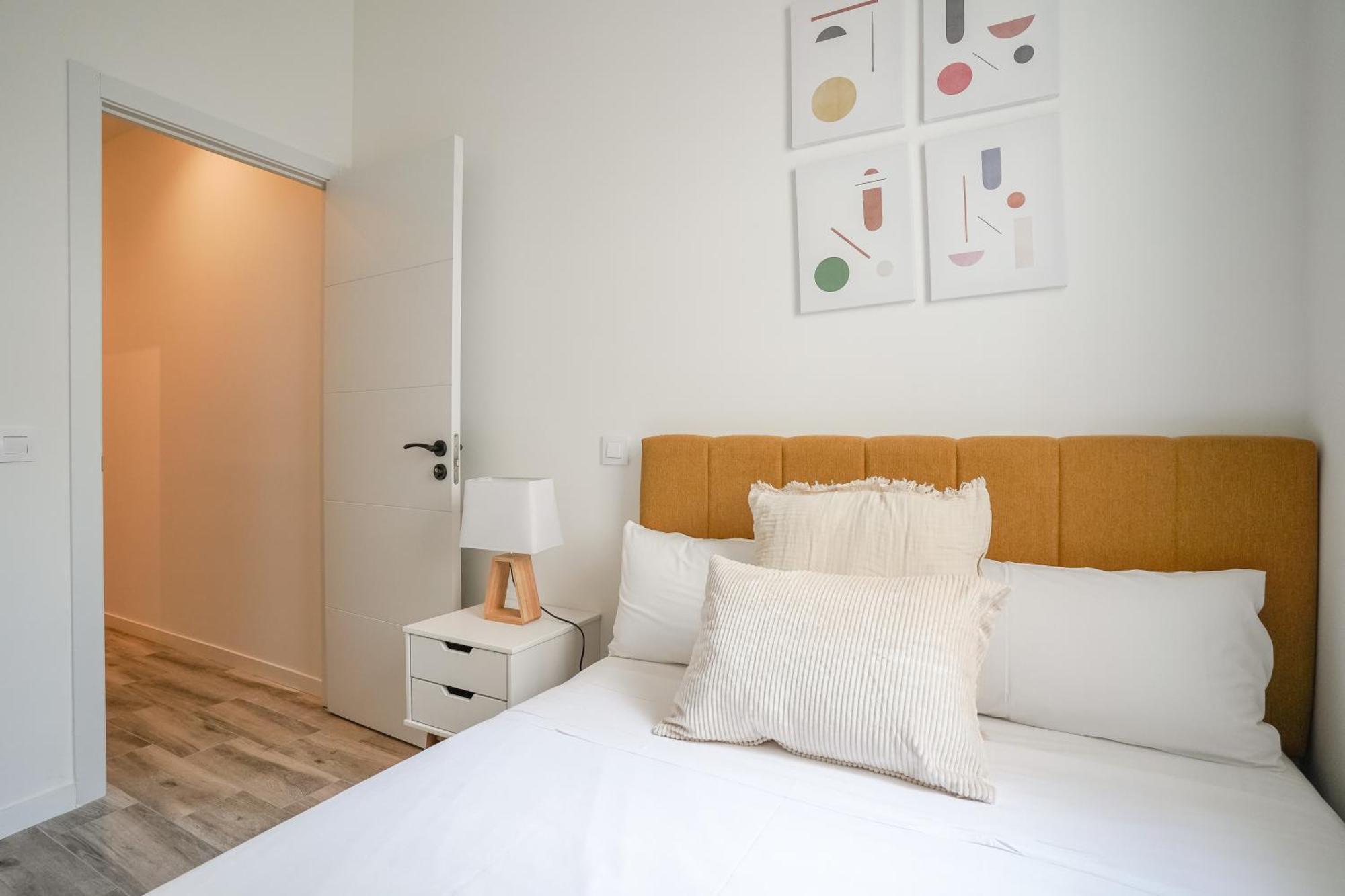 Modern And Cozy-3 Bedrooms 1 Bathroom-delicias Apartamento Madri