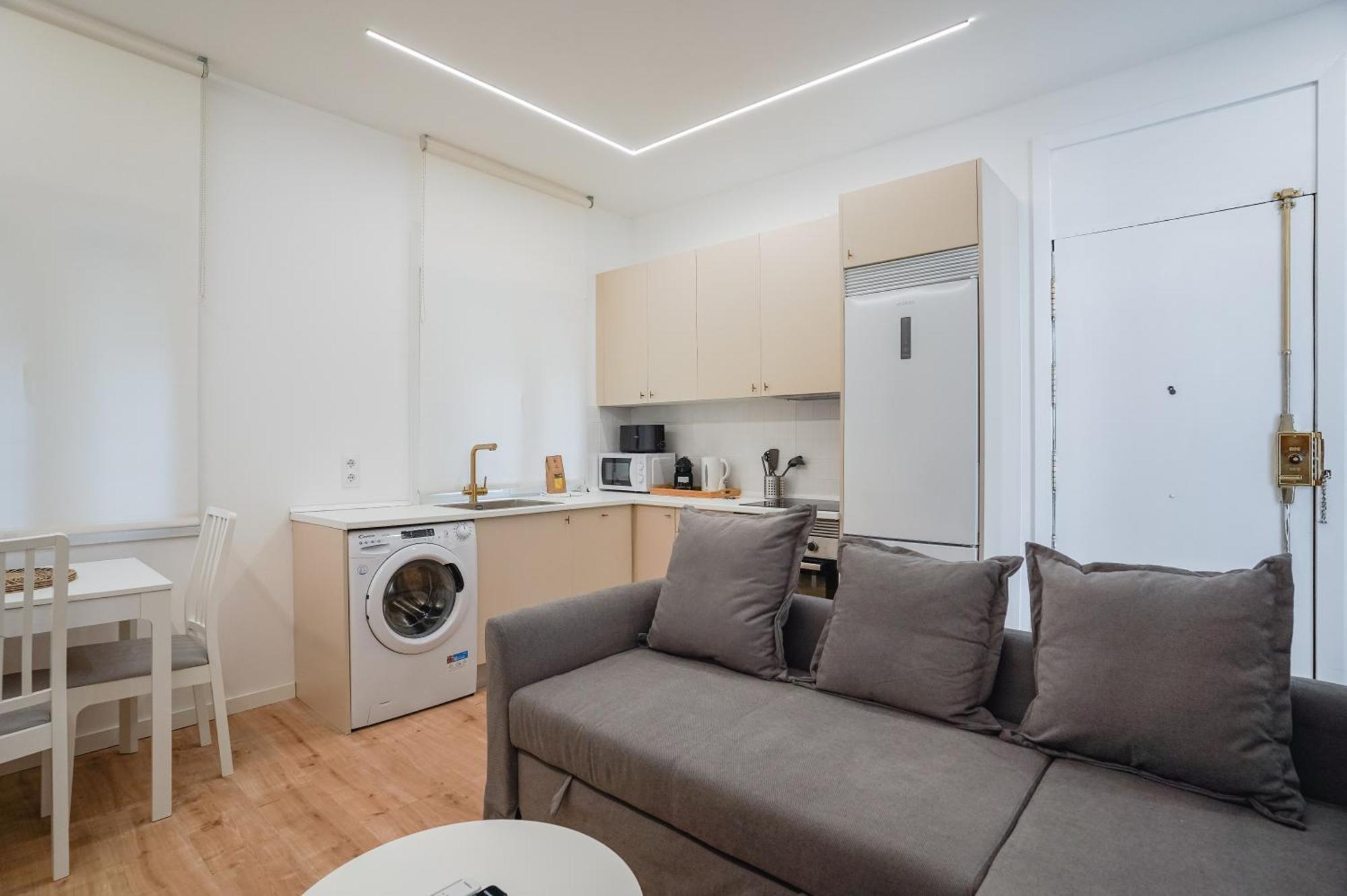 Cozy And Modern-1bedroom 1bathroom-delicias * Madrid
