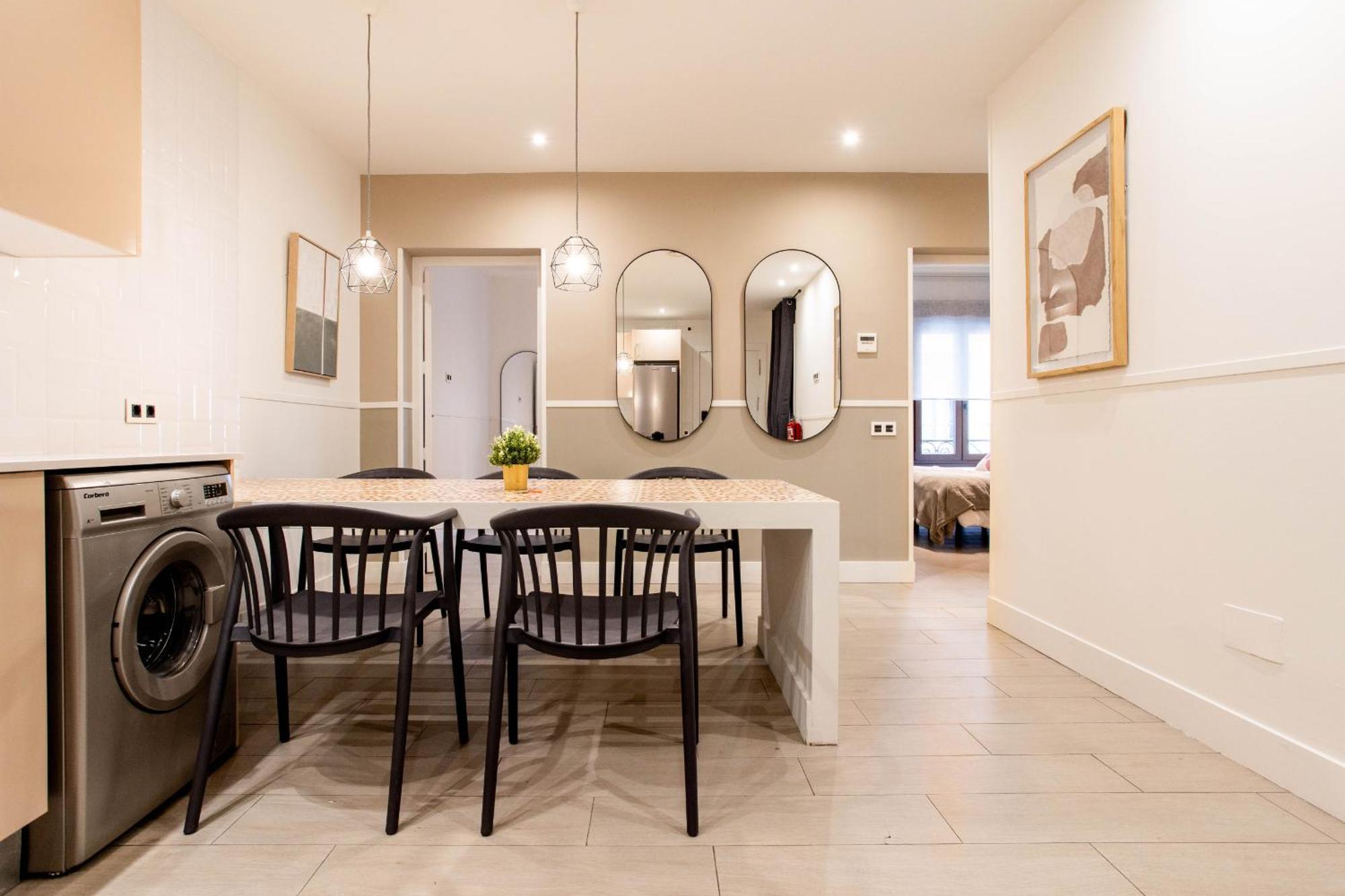 Mit House Madville En Apartamento *