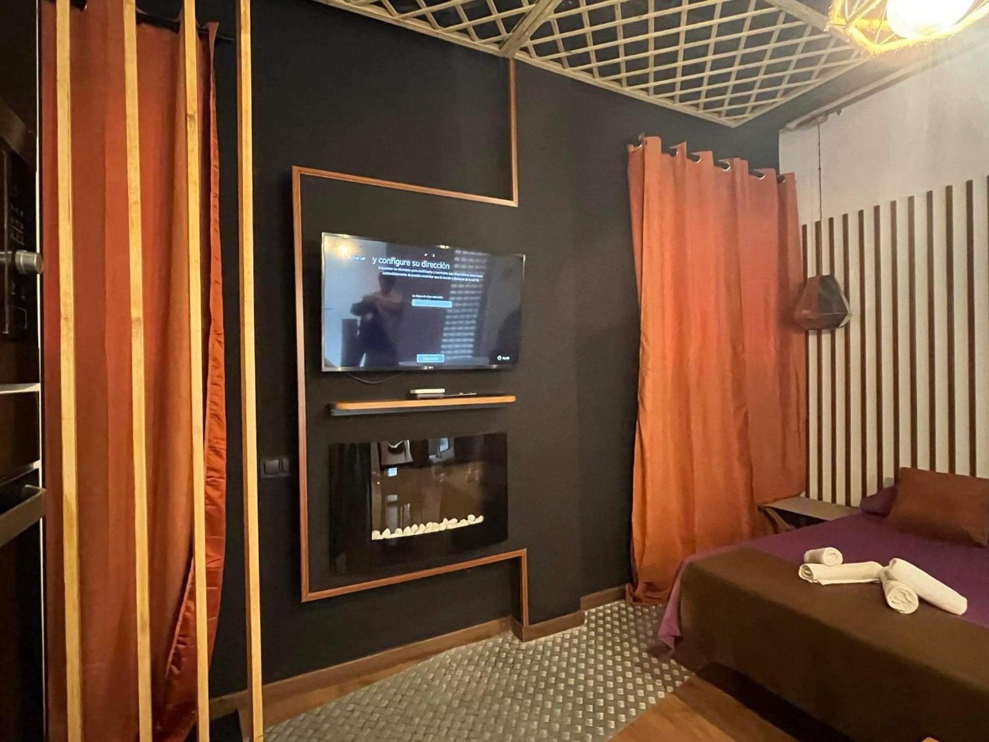 Chic12 Only For Millionaires Groups Appartement