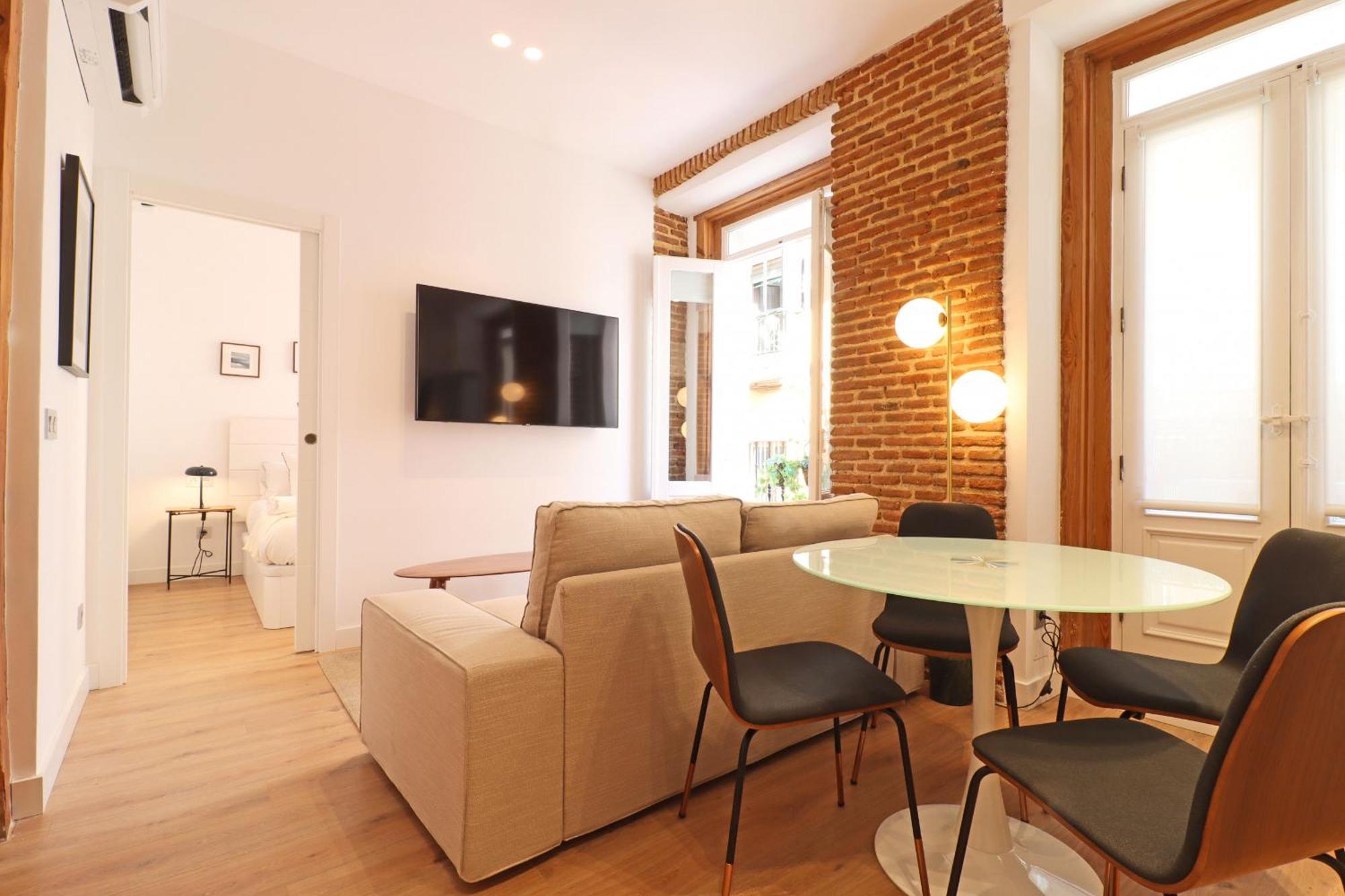 Reina Sofia I Apartment *
