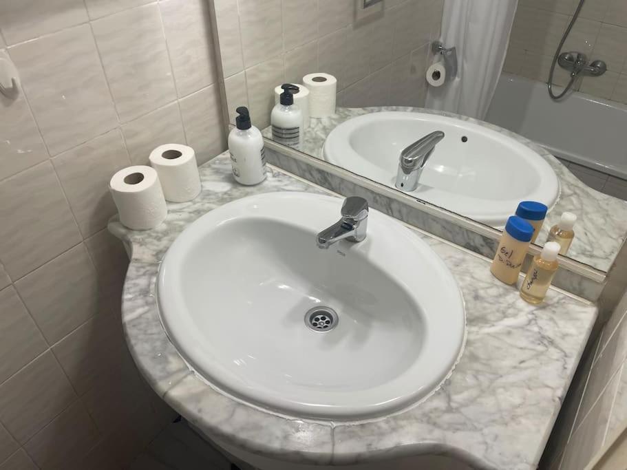Bravo Murillo 9, Corrala Historica Junto Al Metro Quevedo Apartamento *
