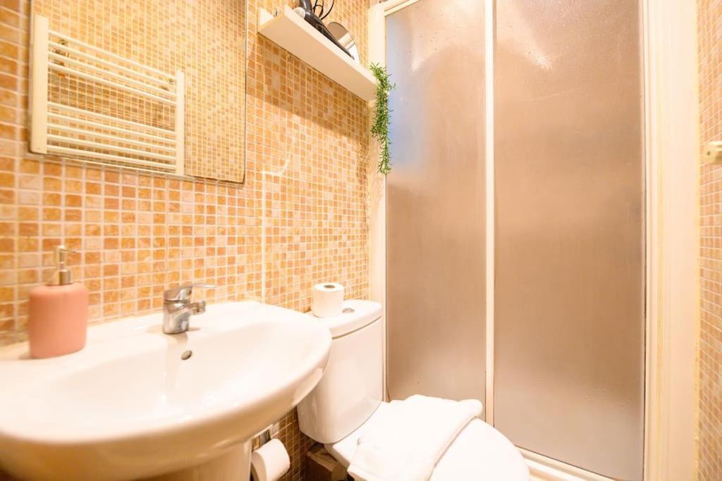 Apartamento For Encantador Temporal De Dos Pal10