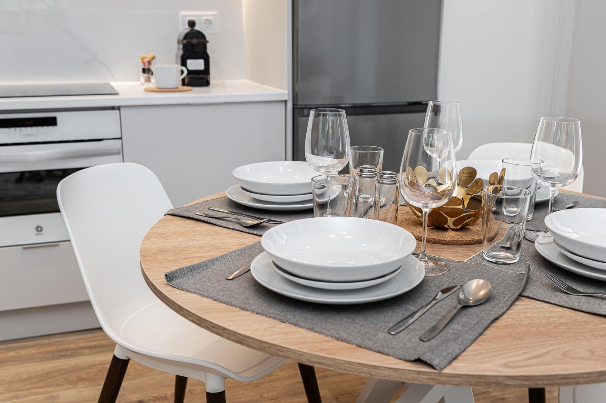 Apartment Waou Essence Iii Anton Martin - Corta Duracion
