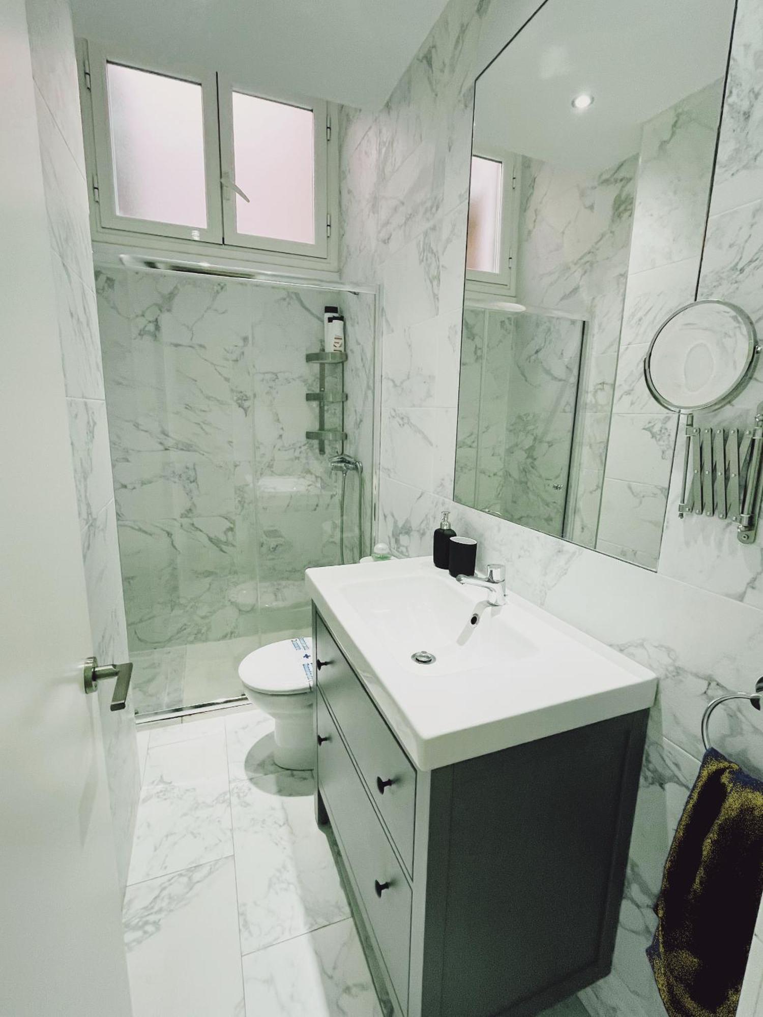 Dplace To Be - Amazing In Historic Center * Madrid