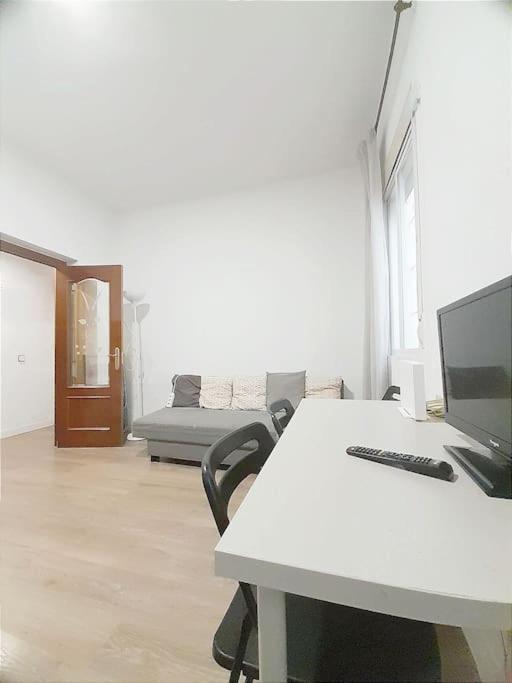 Apartment Sg13 Piso Iglesia Wifi Fibra *