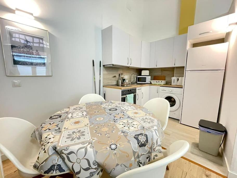 C9 Piso Privado Reformado Con Wifi Y Ac Apartamento *