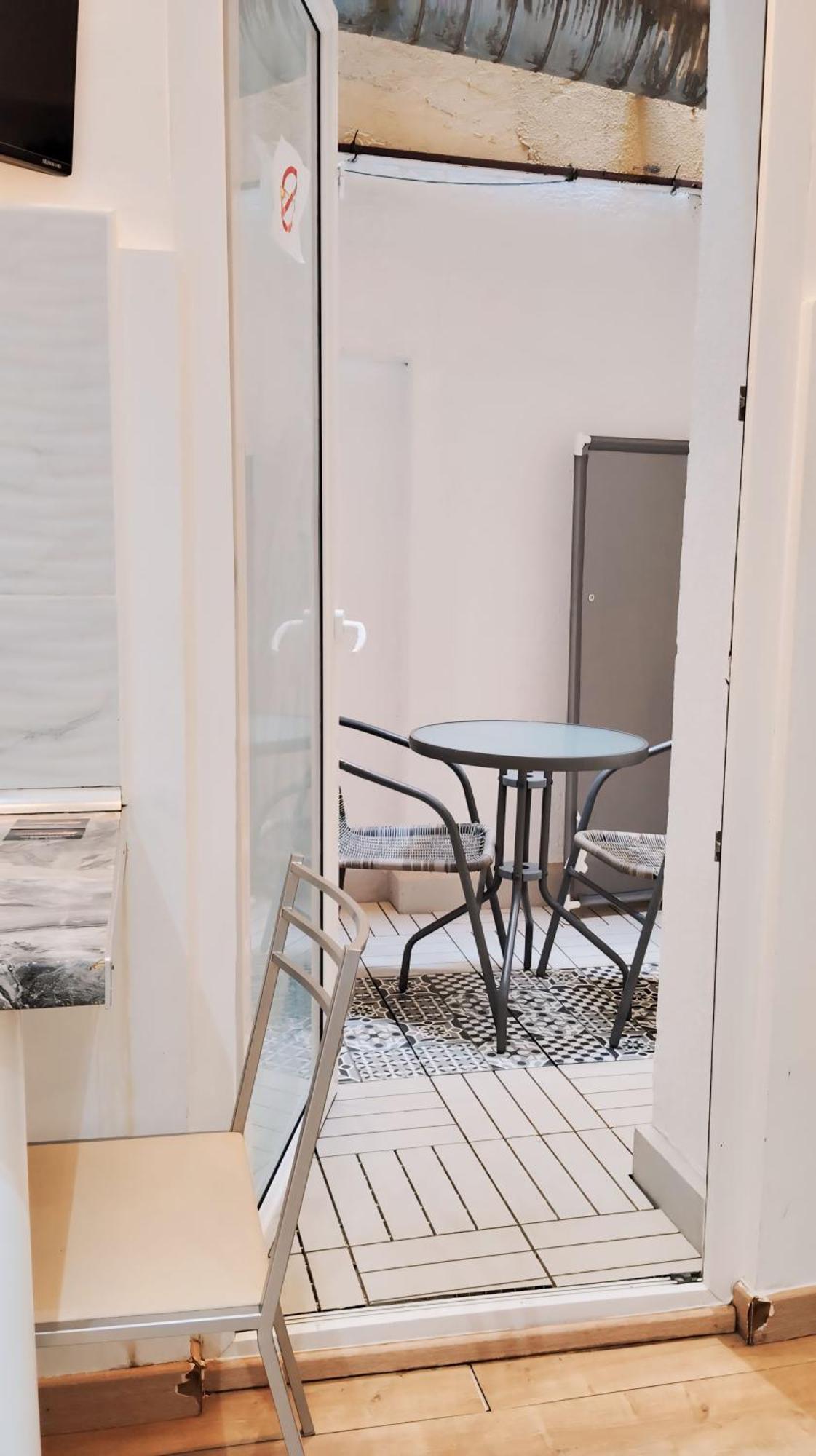Centrico Con Patio Apartamento *