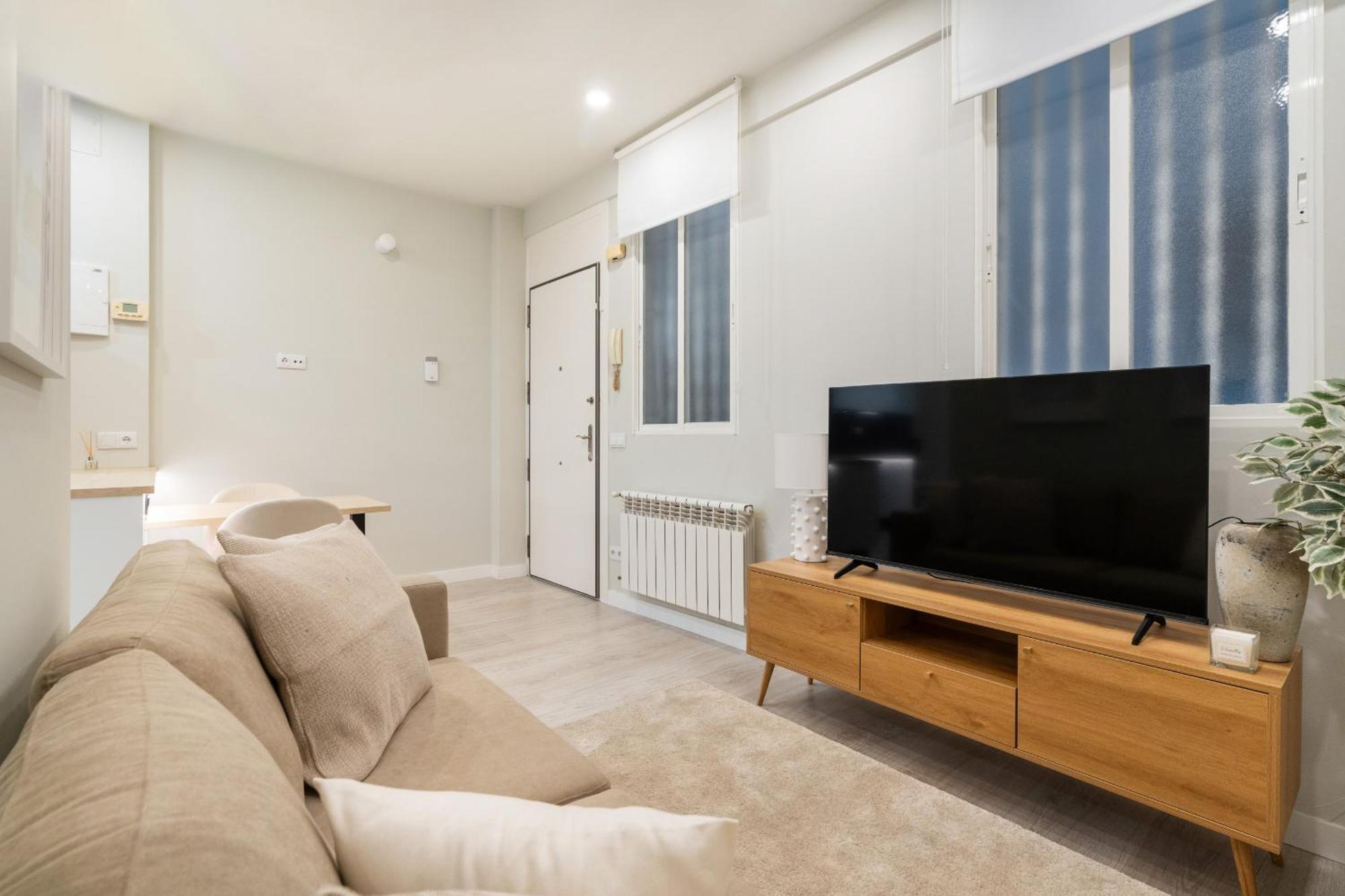 Reformado En Metro Ibiza Apartment Madrid