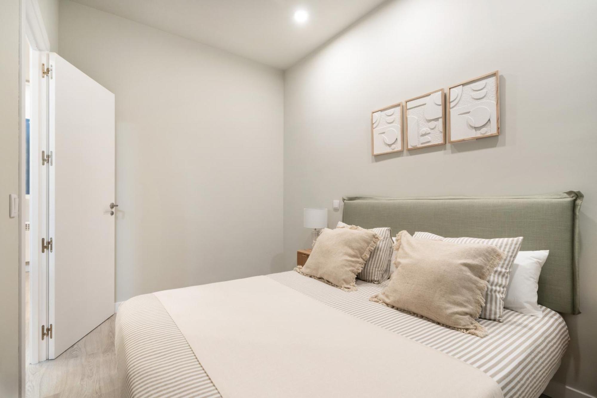 Apartment Reformado En Metro Ibiza Madrid