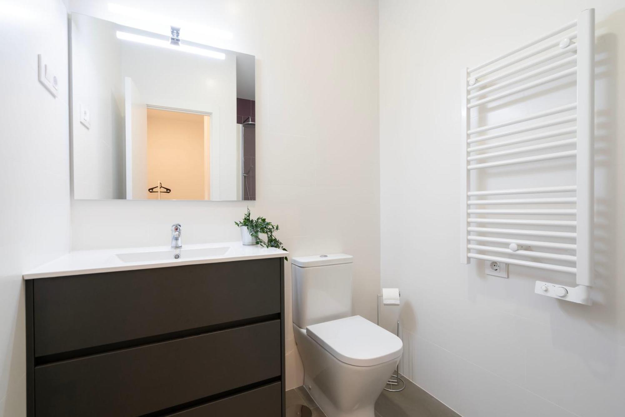 Dobo Homes - Ch24 Apartment *