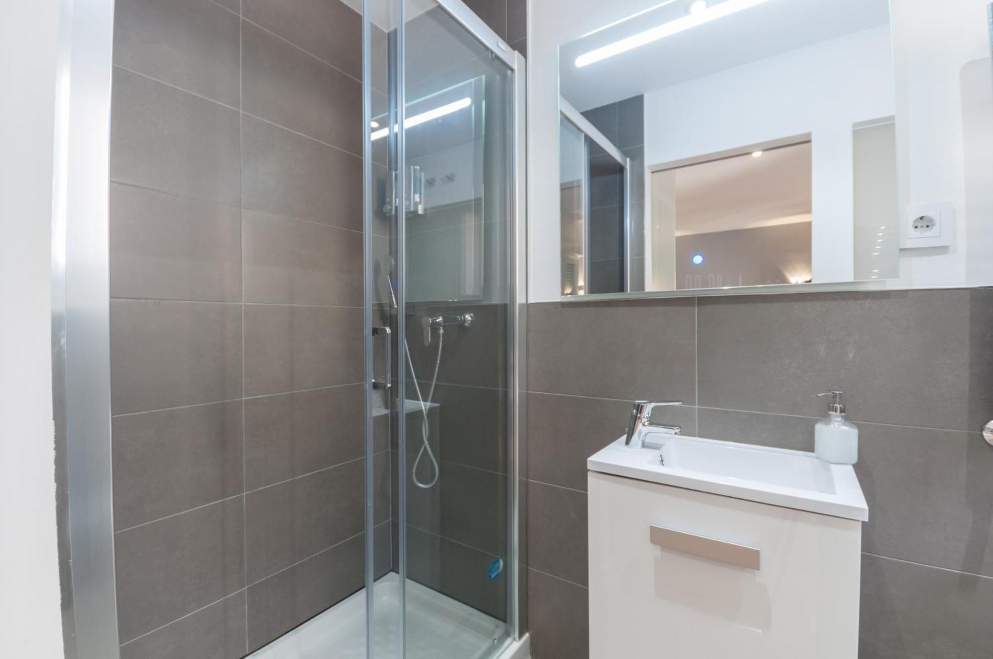 ººººra New Atocha Centre Wifi Ac Smarttvºººº Apartment
